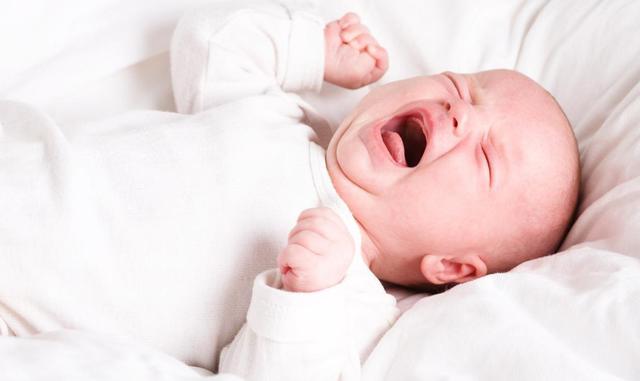 「超级宝妈」孩子吃饱后有什么症状？儿科专家：观察这几点信号，养出健康娃