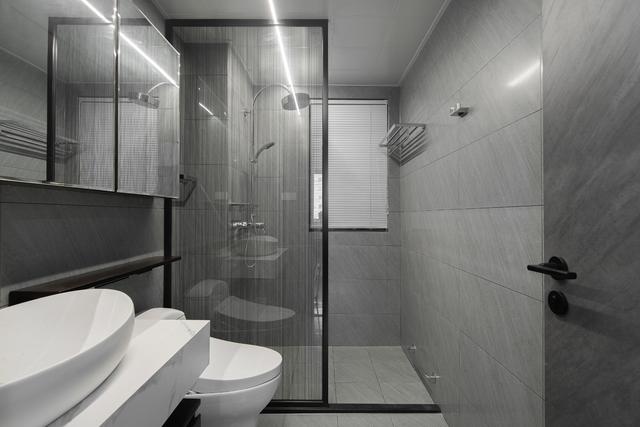 100平米“黑白灰”风格，8090的新生活方式