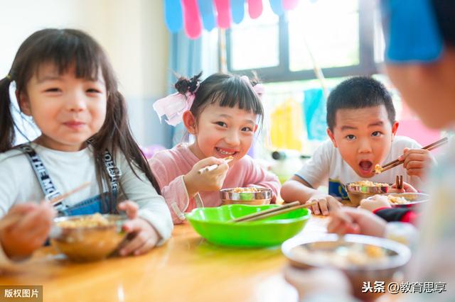 「超级宝妈」江苏幼儿园开学早于高校，要不要戴口罩？江苏开学复课安排惹争议