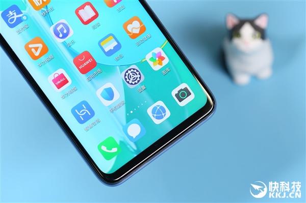 【环球网】首发麒麟820！荣耀30S开箱图赏：矩阵四摄亮眼