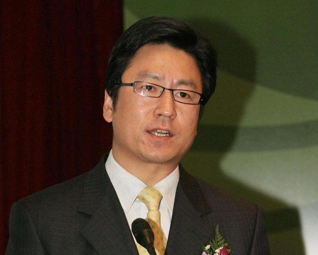 你的育儿经：白岩松独特的育儿观：“你要是考了第一名，我就敢和你断绝关系”