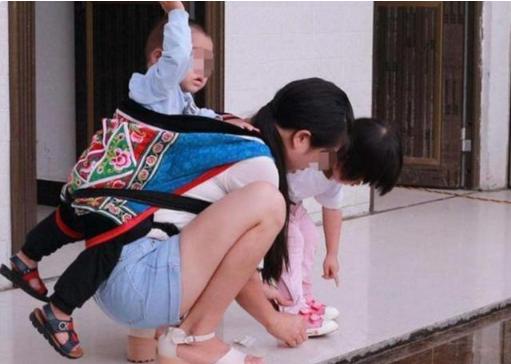超级宝妈■“大家别学我生二胎”40岁宝妈凌晨朋友圈哭诉,原因让人泪目