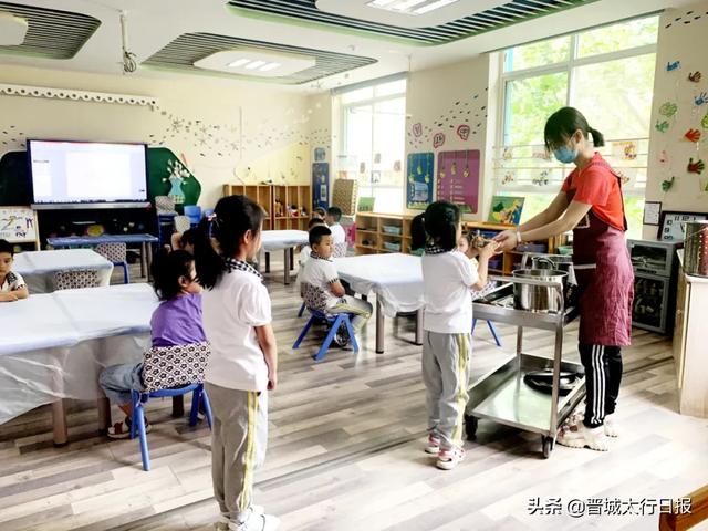 你的育儿经|幼儿园开学第一天 | 请你一键签收我的可爱