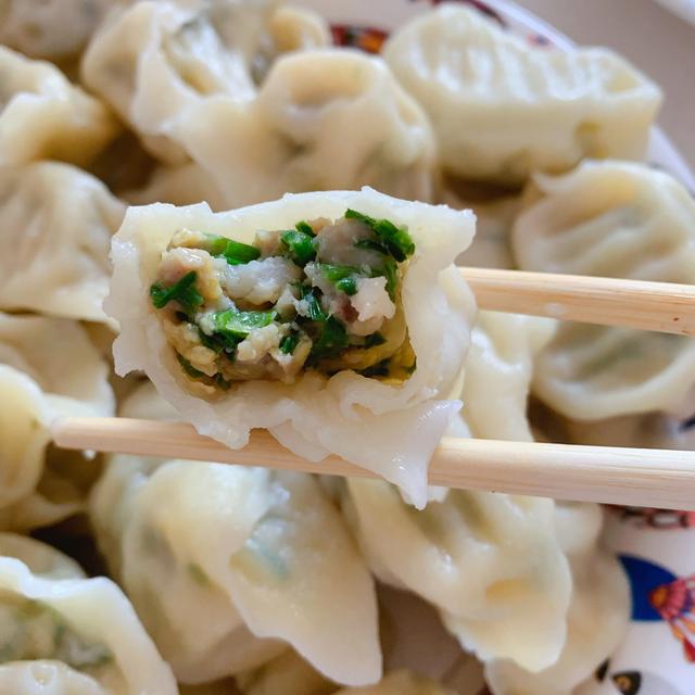 今日大雪，吃饺子就要吃这个馅的，味道鲜美，一口一个停不下来