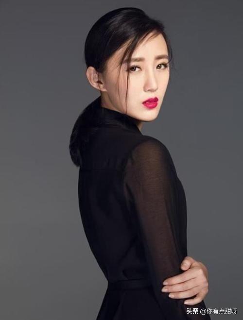 公公是张丰毅，婆婆是吕丽萍，出道5年都没火，却被靳东意外带红|资讯早知道