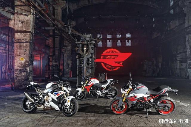 宝马发布2021款G310R，新增电子油门和滑动离合器