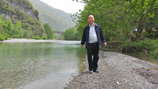 【世界那么大】游建始五家河景阳关