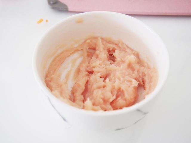 #你的育儿经#可当宝宝小甜食的鸡肉彩蔬蛋卷，颜色鲜艳，营养美味两不误