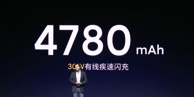 「睿师兄」雷老板是不是飘了？小米10售价3999起，硬件参数并非顶级