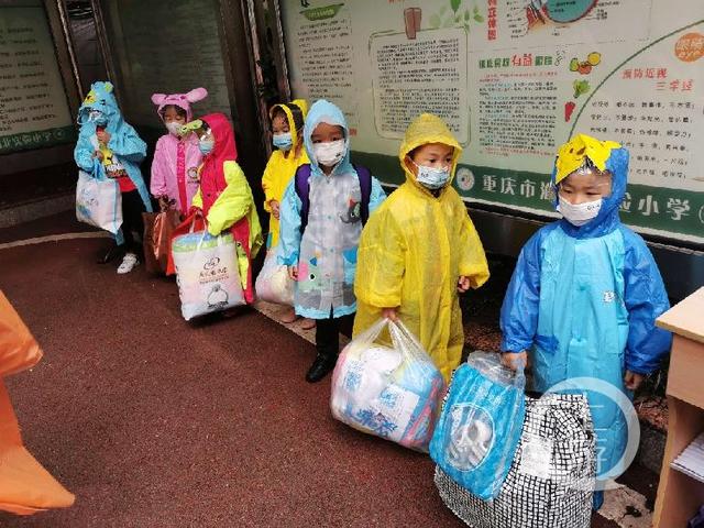 你的育儿经|“幼儿园小朋友多，好耍些，下雨也要来”