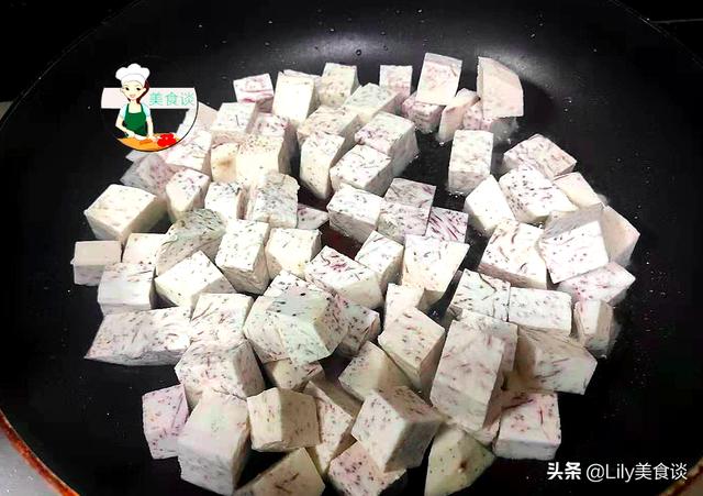 天一冷，我就馋这美味，30年吃不腻，炖上一锅，有饭有菜真解馋