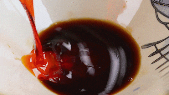 3分钟就能学会，欲罢不能的酸辣粉，秒杀街边小吃店