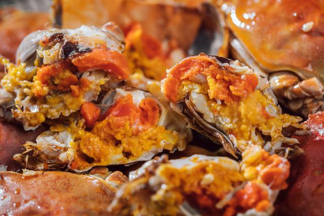 蒸螃蟹时，既不是冷水上锅，也不是热水上锅，教你正确做法