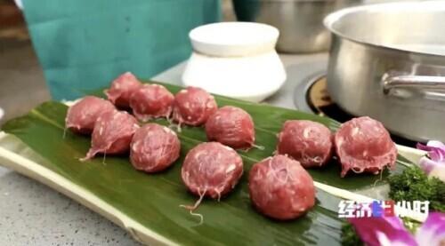 卤鹅|一个原本不产牛的地方，却把牛肉火锅做成“中华名小吃”！潮汕如何做到的？