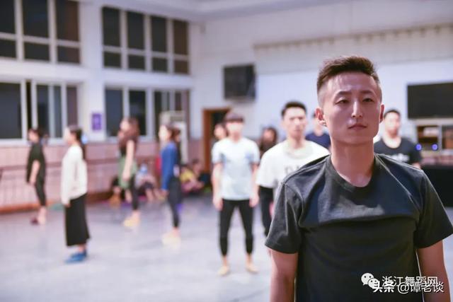 清心醉人|浙歌《生命舞迹》24日上演，练功房排练记，先睹为快
