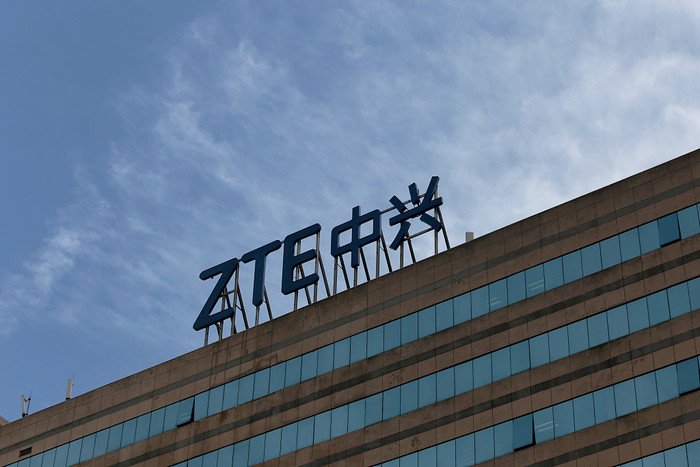 [太平洋电脑网]早报速览 | 新iPad Pro提前现身苹果官网；微软将关闭全球范围门店；A型血人群更易感染新冠肺炎