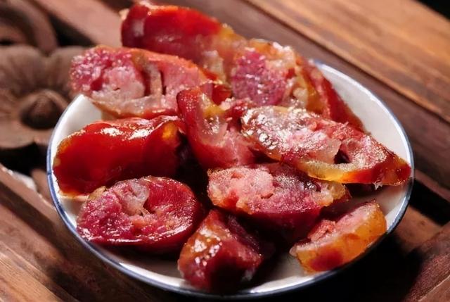 灌好的香肠，不要着急晒，学会正确做法，香肠更好吃，保存时间长