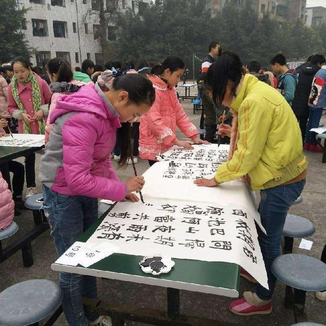 「你的育儿经」孩子一直说普通话，到底好不好？