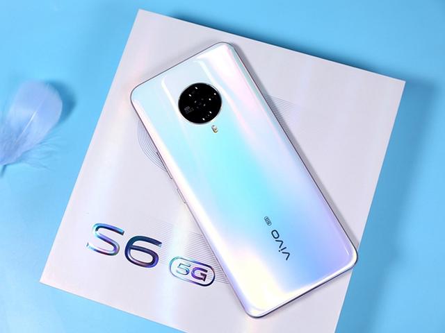 玩游戏精选!别买苹果11了,vivo最值得入手的三款手机