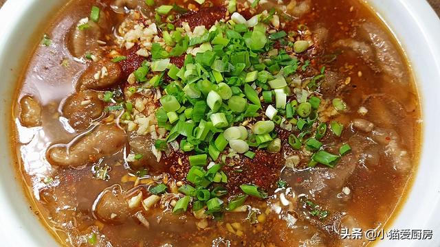 川味滑肉不要再煮汤了，教你做“水煮滑肉”，鲜香麻辣，吃着真爽