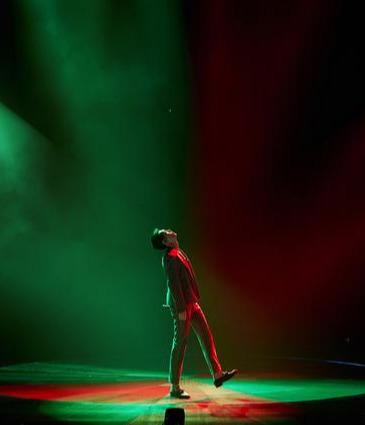 影视交流地@王者GAI爷霸气回归！首秀中国风曲秒杀张艺兴，重露面惊现幸福肥