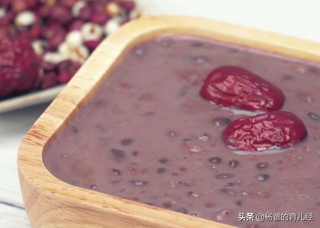 分享一款椰奶红枣红豆汤，甜香丝滑，营养美味，孩子特爱吃