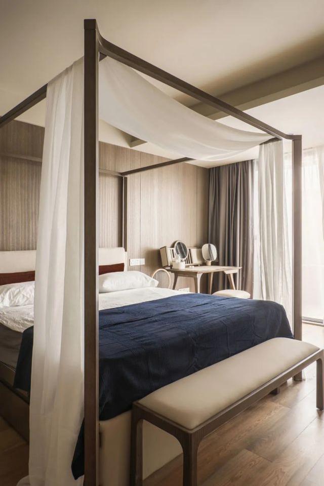 下沉式客厅+小花园，这个300㎡复式的家太治愈了吧