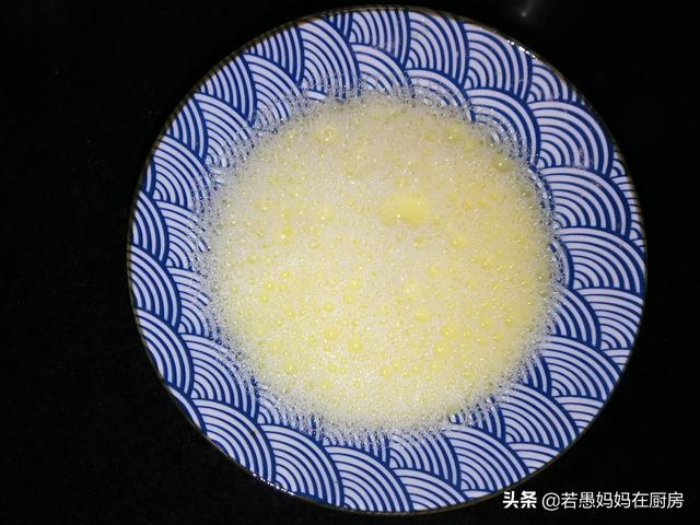 鸡蛋|蒸鸡蛋羹时多做这一步，比豆腐脑还美味，营养全面，孩子百吃不厌