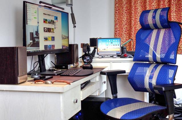 定制级别的舒适感，我添置了享耀家X5办公电脑椅