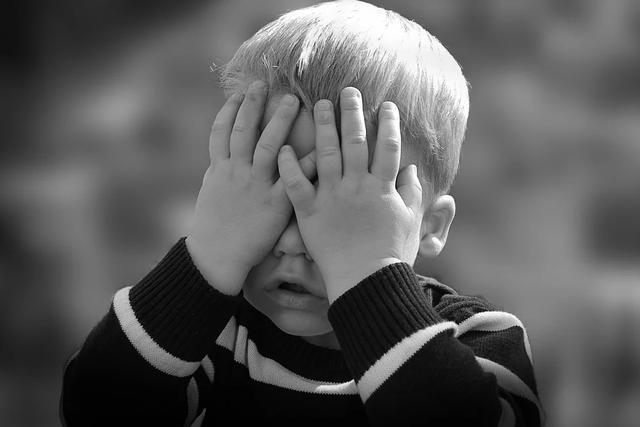 超级宝妈▲被老师说胖，小朋友边哭边运动：最伤孩子自尊的3件事，千万别做