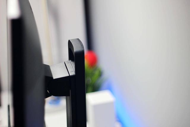 高效办公的小秘密 - 为什么说16:10显示器更具生产力