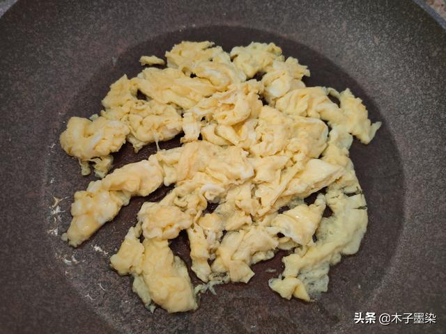 食材大众，做法简单的1道家常菜，咸香下饭，家人吃得开心