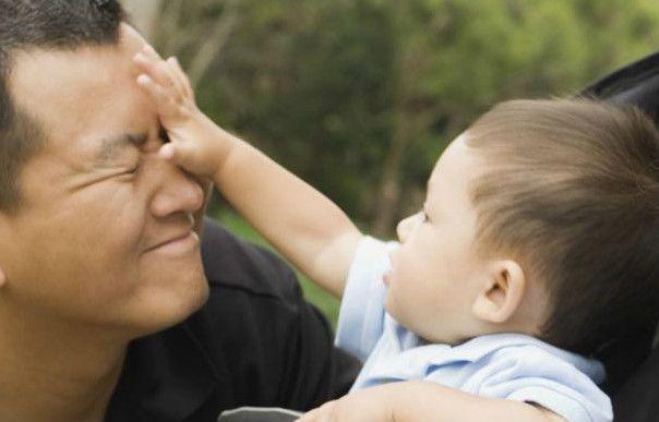 有趣生活|孩子从小就是“暴力狂”，摔摔打打经常发生，让妈妈们很担心