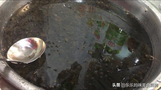 蒸包子，不要包好就直接上锅蒸，记住这诀窍，包子暄软好吃不塌陷