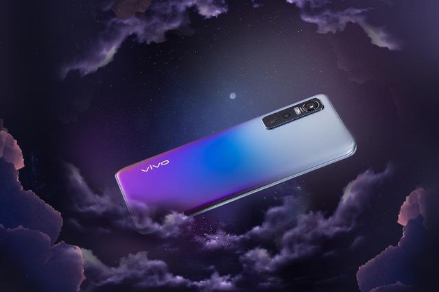 vivo S7e幻砂星海：许诺你一片神秘星月夜