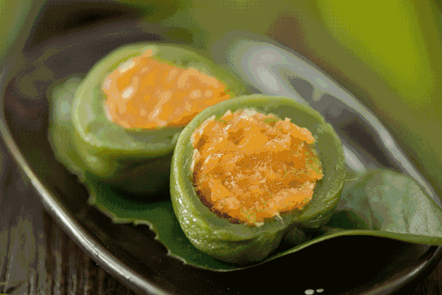 青团|你想了一年的春天限定“青团”来了，外皮软糯，内馅温润，太幸福了！