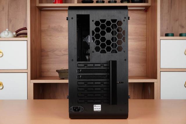 什么？您也想玩小的ATX主机？同道中人啊