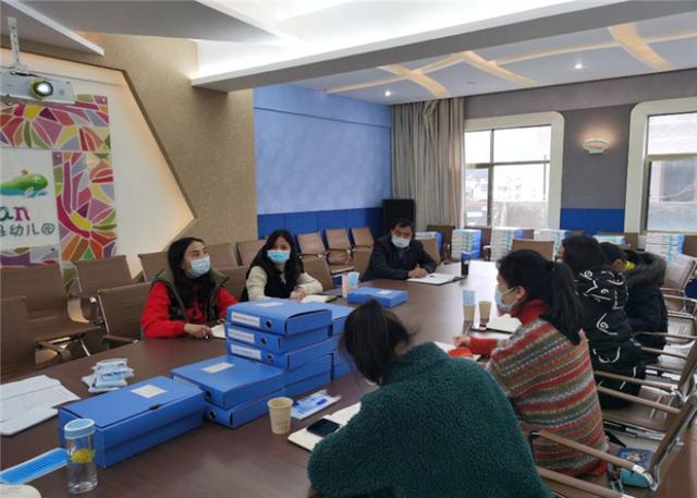 超级宝妈：富源县幼儿园家幼齐心共同抗疫