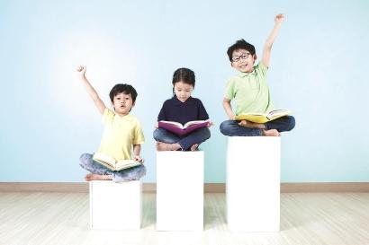 文汇网■春日好读书防护这样做丨孩子上网课坐不住?这类“走神”要注意