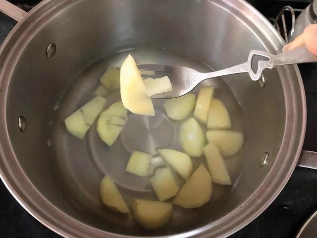 它被称作"地下苹果"，营养丰富，这样做承包你的一日3餐