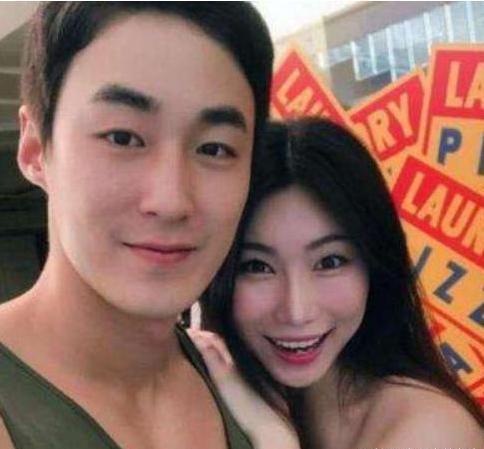 超级宝妈|42岁阿姨身材颜值媲美少女，嫁25岁帅小伙生双胞胎，自律人生真美