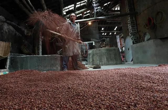 粮食变成酱香酒的20个步骤……