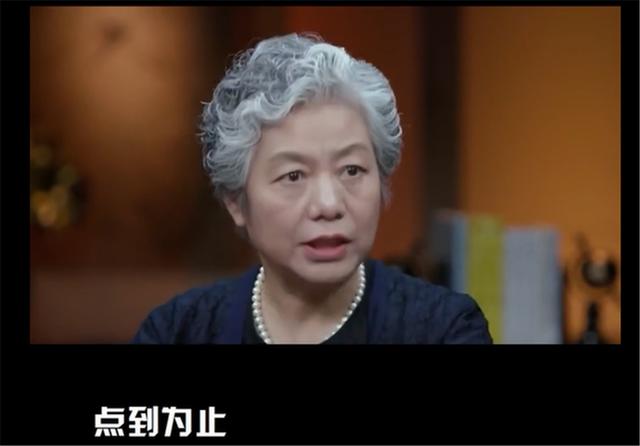 李玫瑾教授坦言：教育青春期孩子，父母要懂得“点到为止”