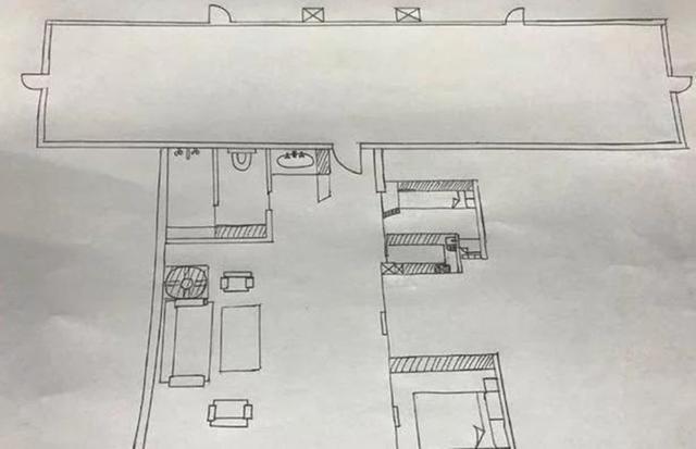 『超级宝妈』幼儿园老师让孩子画家里“户型图”，家长不解：这是在调查家底吗