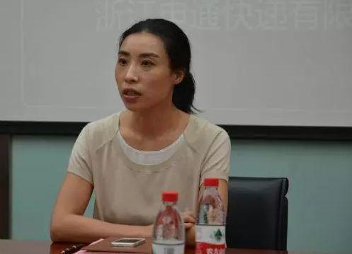 快递女王陈小英：146亿将申通卖给马云后，又靠雨伞赚上百亿