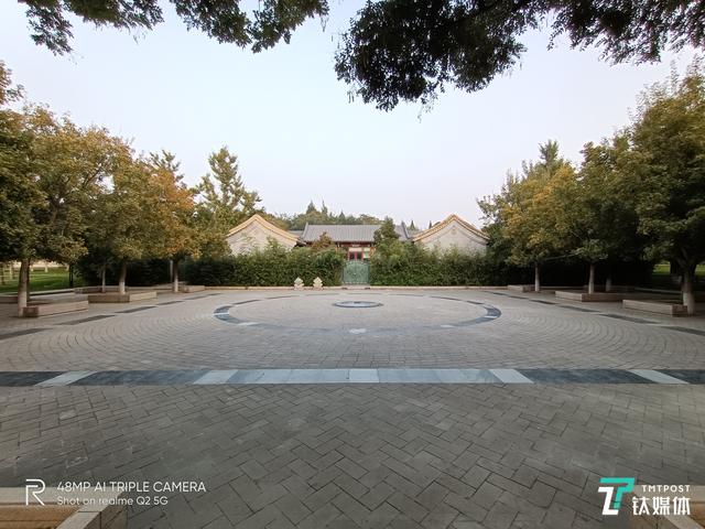 realme真我 Q2体验：120Hz高刷新率加持的5G“千元机”