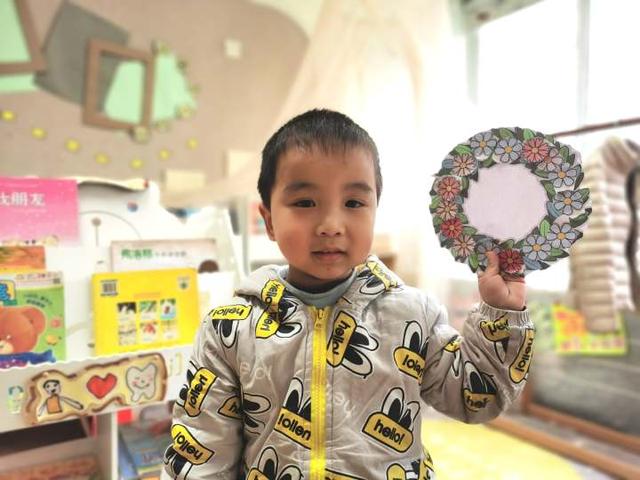 妈妈|长得真像！京都实验幼托园的孩子们纷纷晒出和妈妈的合影