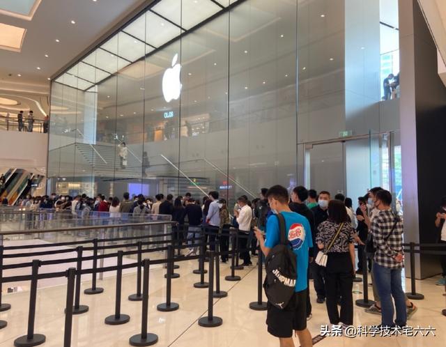 热度持续两天，iPhone12跌破发行价，不要“加价”购买