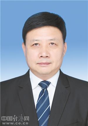 王保辉,男,汉族,1968年11月生,省委党校在职研究生,中共党员,现任保定