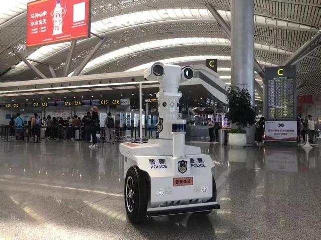 央广网：广东“机器人口罩生产线”投产 哪些新技术成为抗“疫”生力军？